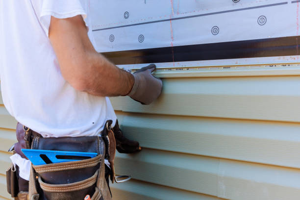 Trusted Storm Damage Siding Repair service in Windsor Locks, CT - Creative Siding